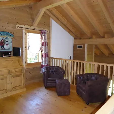 De Gamme 5p Avec Mezzanine, Parking, Proche Telepherique Et Pistes - - Fr-1-464-7 *